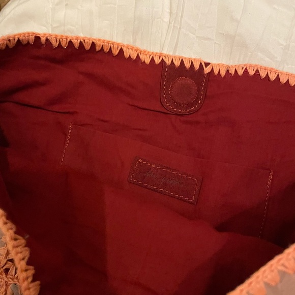 RARE NWT Free People Cici Crocheted Hobo Tote Bag - Picture 3 of 5